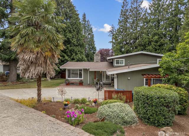Property at 20623 98th Pl S, Kent, WA 98031, 4 beds, 3 baths