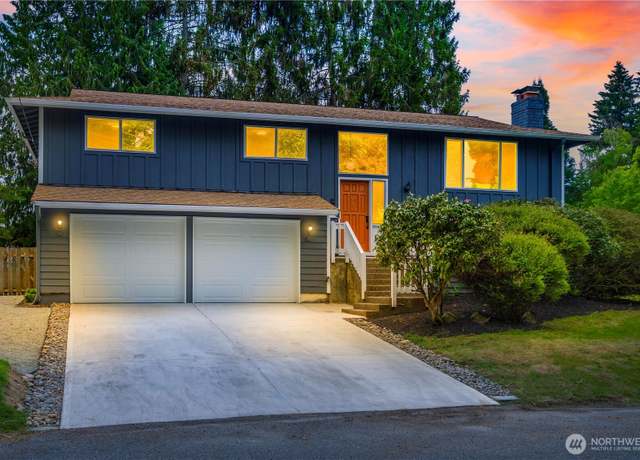 Property at 6918 113th Street Ct E, Puyallup, WA 98373, 4 beds, 3 baths