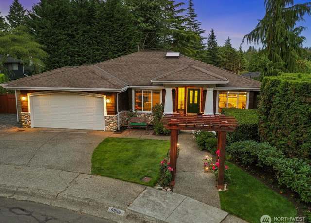 Property at 9206 NE 126th Pl, Kirkland, WA 98034, 4 beds, 3.5 baths