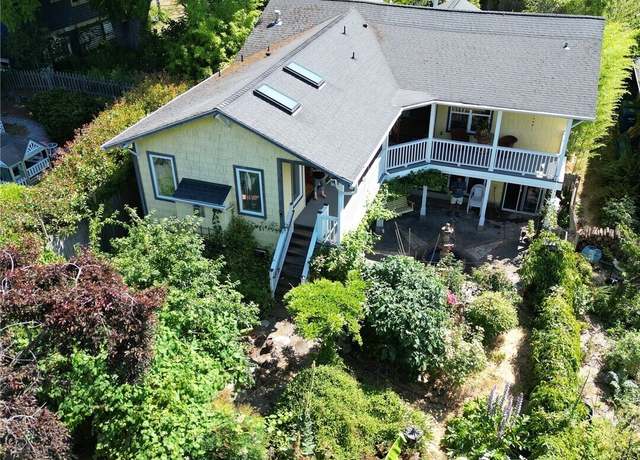 Property at 6511 51st Ave S, Seattle, WA 98118, 3 beds, 3 baths