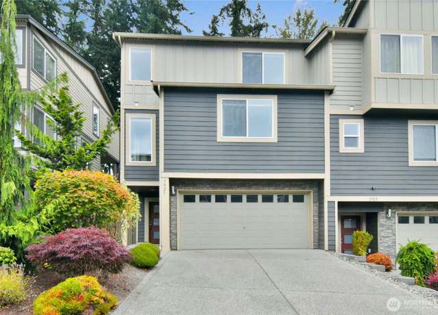 Property at 1921 78th Pl SE, Everett, WA 98203, 4 beds, 3.5 baths