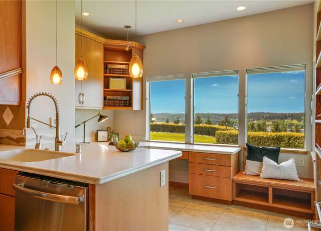 Property at 3016 N Narrows Dr #112, Tacoma, WA 98407, 2 beds, 2 baths