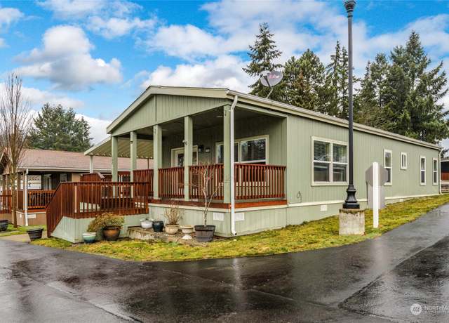 Property at 2101 S 324th St #102, Federal Way, WA 98003, 2 beds, 2 baths