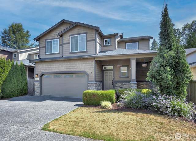 Property at 1918 151st Pl SW #11, Lynnwood, WA 98087, 4 beds, 2.5 baths