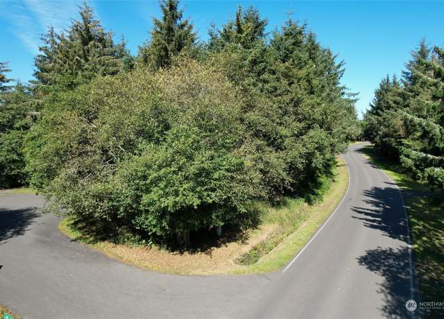 Property at 768 Sandpiper Ct SE, Ocean Shores, WA 98569