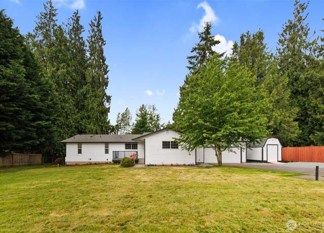 Property at 14128 57th Ave NE, Marysville, WA 98271, 5 beds, 3 baths