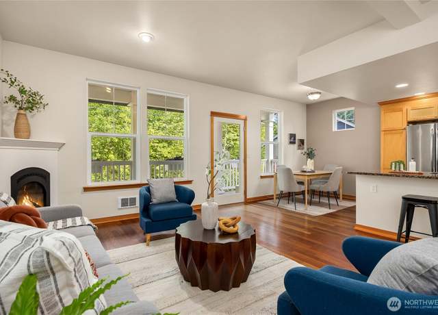 Property at 10290 NE Ruddy Duck Ln, Bainbridge Island, WA 98110, 3 beds, 3 baths