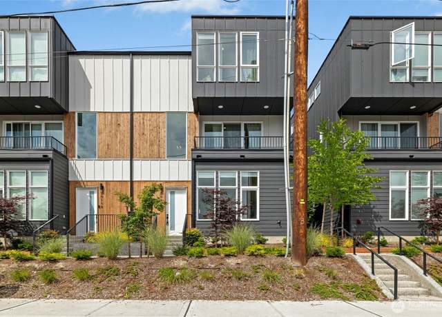 Property at 20116 61st Pl W, Lynnwood, WA 98036, 3 beds, 3.5 baths