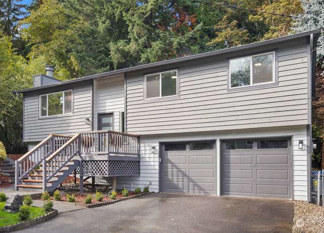 Photo of 2844 NE 180th Pl, Lake Forest Park, WA 98155