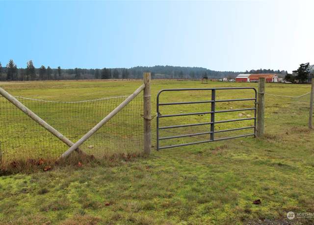 Property at 18004 Seco Ln SW, Rochester, WA 98579