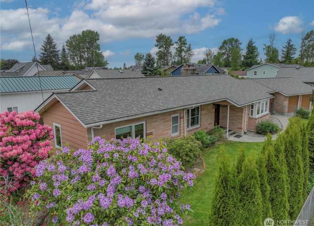 Property at 15628 179th Ave SE, Monroe, WA 98272, 6 beds, 2.5 baths