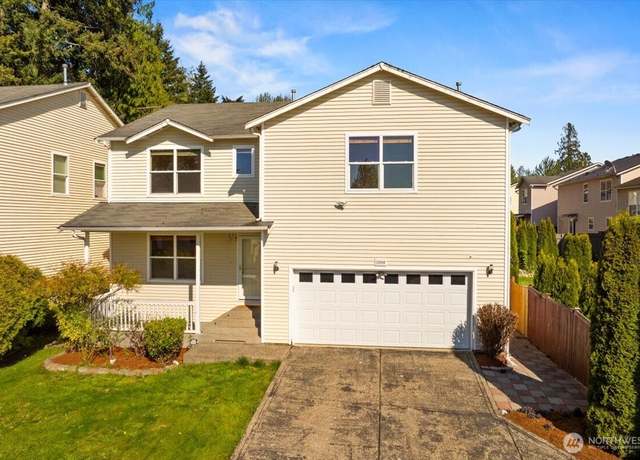 Property at 12648 SE 295th St, Auburn, WA 98092, 4 beds, 2.5 baths