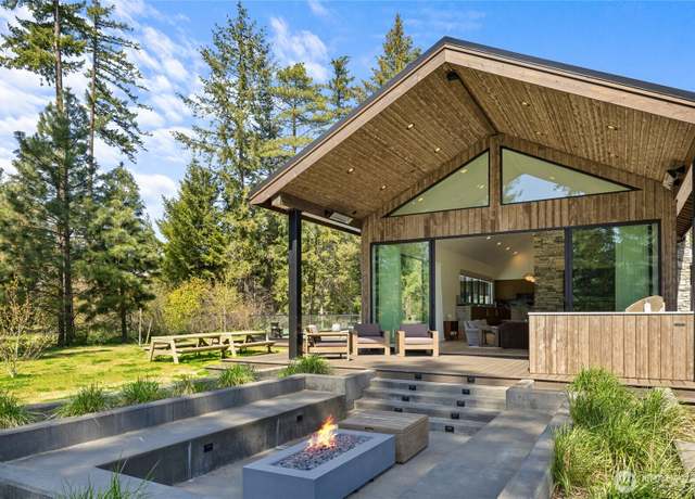 Property at 1501 Kokanee Loop, Cle Elum, WA 98922, 9 beds, 6 baths