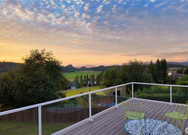 Property at 23799 Copper River Ct, Mount Vernon, WA 98274, 5 beds, 3 baths