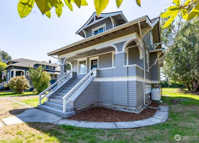 Property at 18520 Main St, Conway, WA 98238, 3 beds, 2 baths