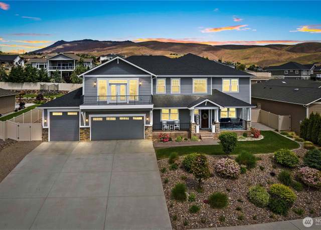Property at 872 Sage Crest Dr, Wenatchee, WA 98801, 4 beds, 3.5 baths