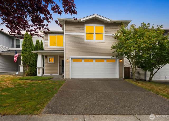 Property at 2415 103rd Dr SE, Lake Stevens, WA 98258, 3 beds, 2.5 baths