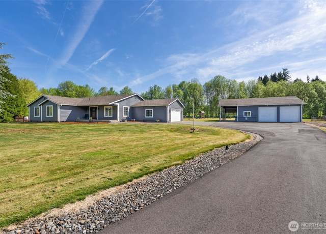 Property at 125 Bridle Path Ln, Chehalis, WA 98532, 3 beds, 2.5 baths