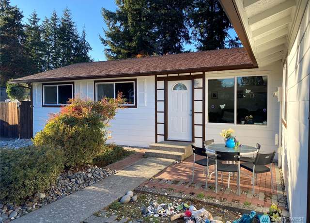 Property at 2923 Silver Crest Dr, Bothell, WA 98012, 3 beds, 1.5 baths