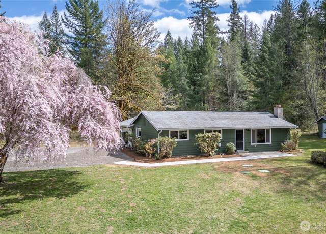 Property at 138 Fir St, Packwood, WA 98361, 3 beds, 2 baths