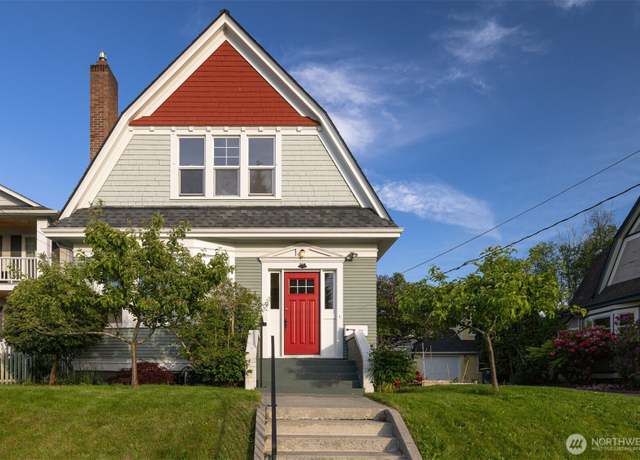 Property at 2416 Broadway, Bellingham, WA 98225, 4 beds, 2 baths