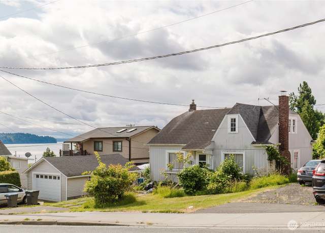 Property at 7936 E Main St, Port Orchard, WA 98366, 2 beds, 1 bath