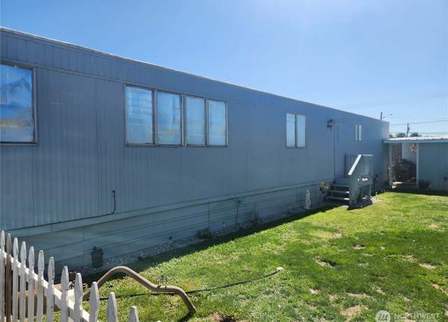 Property at 340 SE 6th Ave #58, Quincy, WA 98848, 3 beds, 1.5 baths