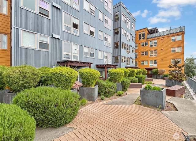 Property at 827 Hiawatha Pl S #308, Seattle, WA 98144, 3 beds, 2 baths