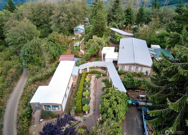 Property at 340 Woodland Heights Rd, Woodland, WA 98674, 3 beds, 2 baths