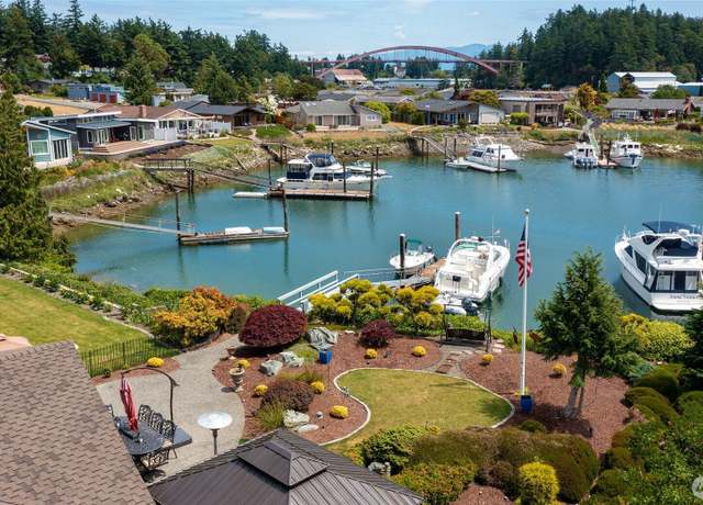 Property at 153 Swinomish Dr, La Conner, WA 98257, 3 beds, 2.5 baths