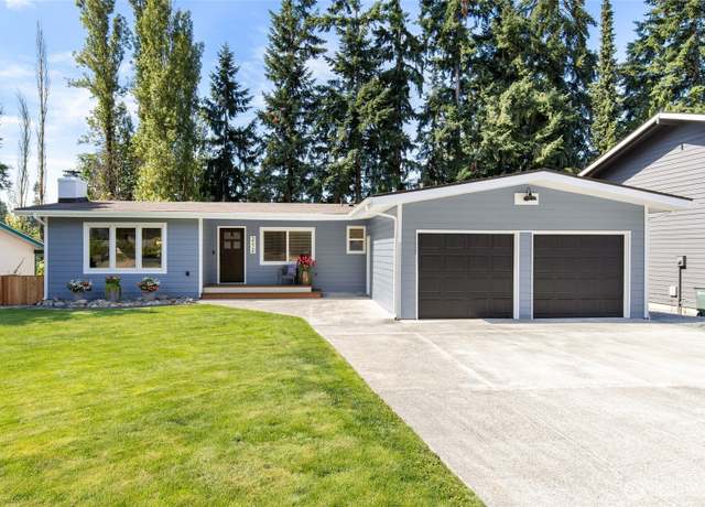 Property at 212 217th Pl SW, Bothell, WA 98021, 4 beds, 3 baths