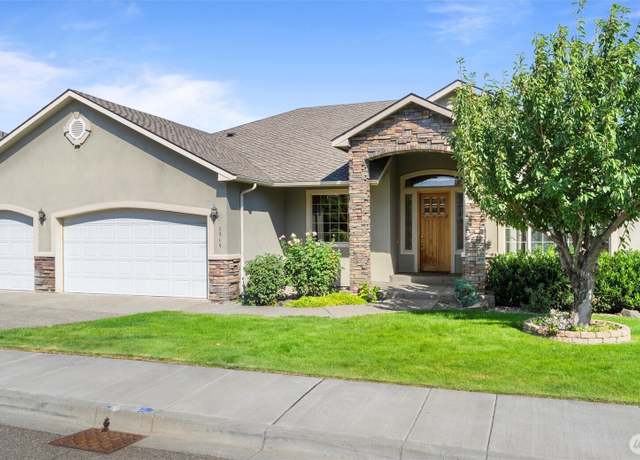 Property at 3504 W 34th Ave, Kennewick, WA 99337, 1 bed, 0.5 baths
