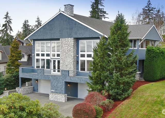 Property at 4962 Lilac Dr, Freeland, WA 98249, 3 beds, 2.5 baths