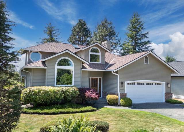 Property at 25417 Lake Wilderness Country Club Dr SE, Maple Valley, WA 98038, 3 beds, 2.5 baths