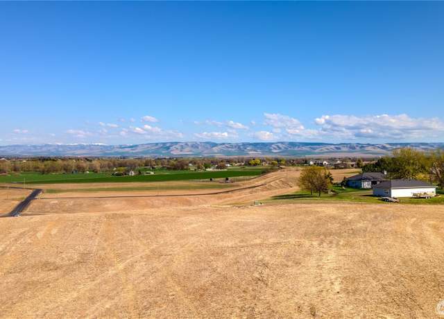 Property at 187 Cross Creek Rd, Walla Walla, WA 99362