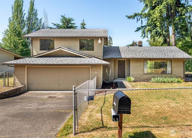 Property at 1015 143rd St S, Tacoma, WA 98444, 3 beds, 2.5 baths