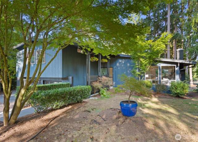 Property at 20201 45th Dr SE, Bothell, WA 98012, 3 beds, 2.5 baths