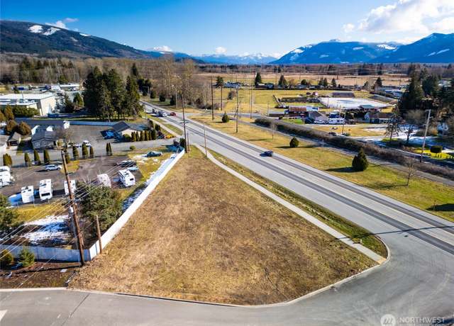 Property at 1418 E Moore St, Sedro Woolley, WA 98284