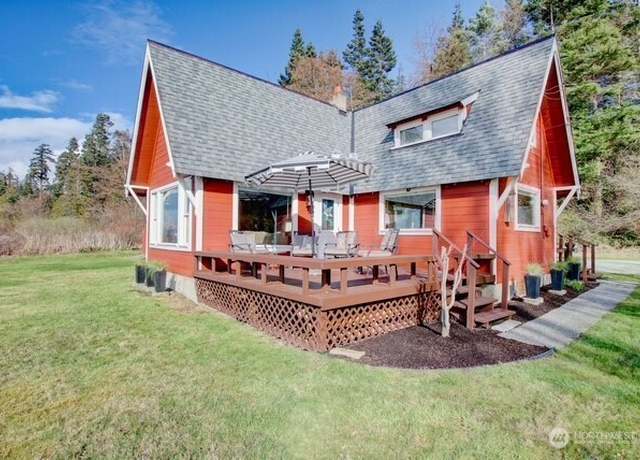 Property at 12312 Seabird Ln, Mount Vernon, WA 98273, 2 beds, 1 bath