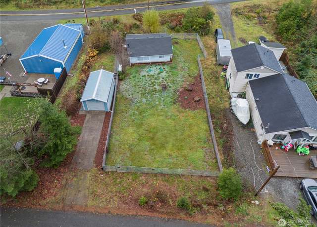 Property at 861 W Lost Lake Rd, Shelton, WA 98584, 2 beds, 1 bath