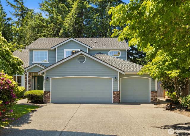 Property at 17049 160th Ave SE, Renton, WA 98058, 4 beds, 2.5 baths
