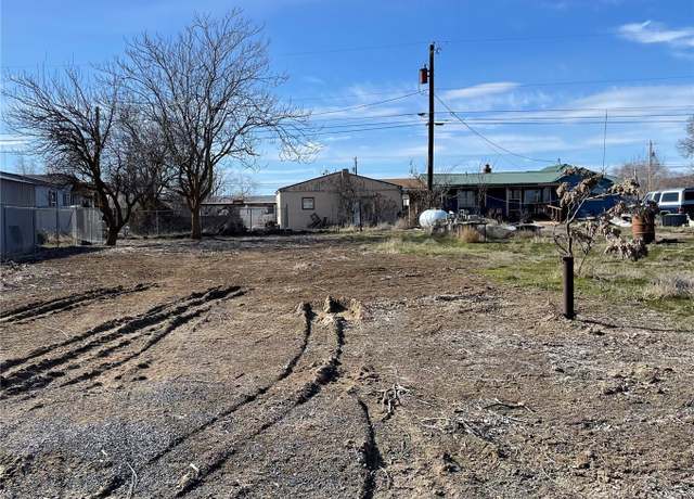 Property at 733 2nd Pl S, Soap Lake, WA 99851