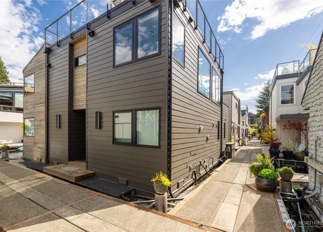 Property at 2600 Fairview Ave E #11, Seattle, WA 98102, 3 beds, 2.5 baths
