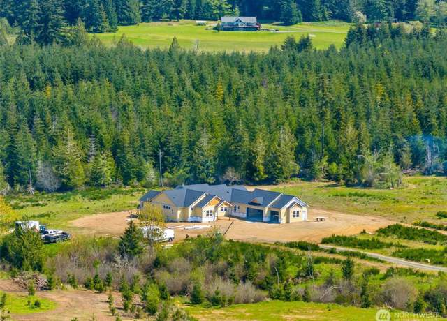Property at 200 SE Sister Meadows Ln, Shelton, WA 98584, 4 beds, 3 baths