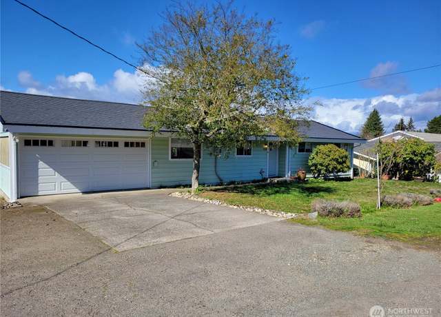 Property at 3523 Petersville Rd, Bremerton, WA 98310, 3 beds, 2.5 baths
