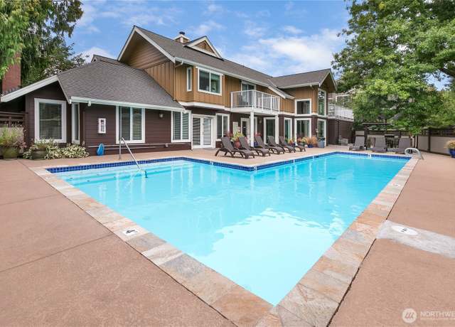 Property at 300 N 130th St #7104, Seattle, WA 98133, 1 bed, 1 bath
