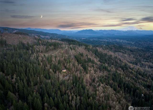 Property at 27503 SE 154 Pl, Issaquah, WA 98027, 3 beds, 2.5 baths