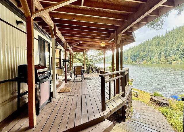 Property at 1817 Sleepy Hollow Ln, Bellingham, WA 98226, 1 bed, 1 bath