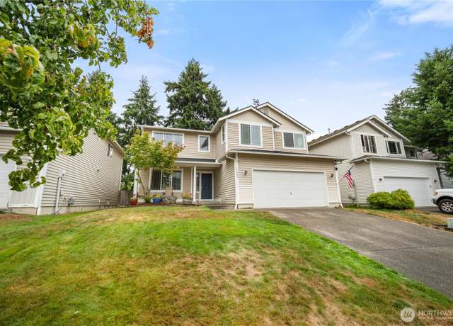 Property at 11921 126th Street Ct E, Puyallup, WA 98374, 4 beds, 2.5 baths