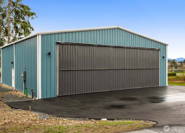 Property at 425 Jet St E, Eatonville, WA 98328